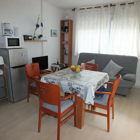 Con Piscina Comunitaria Y Parking En Roses, Cerca De Playa Y Actividades - Es-204-15