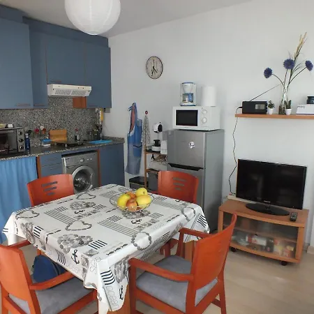 Con Piscina Comunitaria Y Parking En Roses, Cerca De Playa Y Actividades - Es-204-15 *